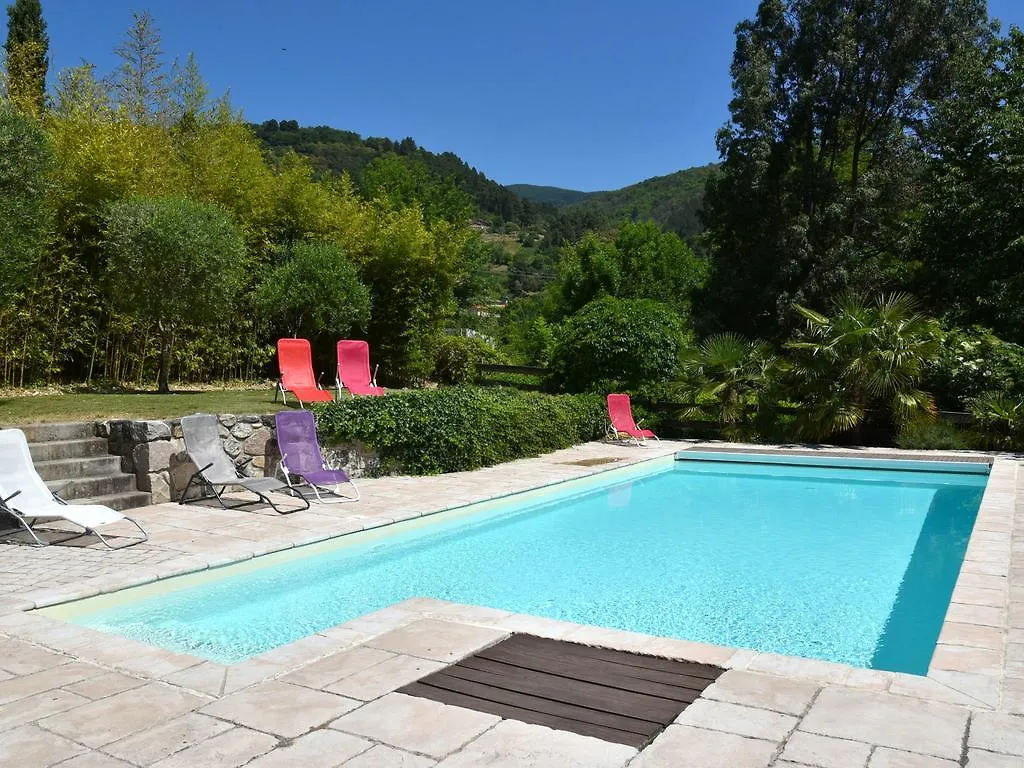 Peaceful Holiday Home With Pool In Ardeche Fabras